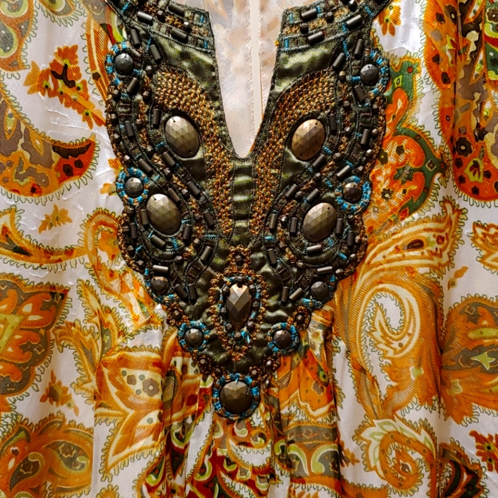 Silk maxi dress with polyester lining
